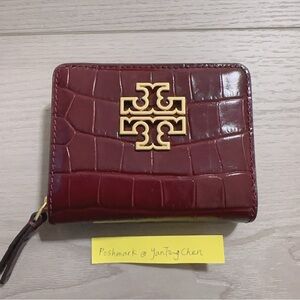 Tory Burch Britten croc mini wallet (NWT)